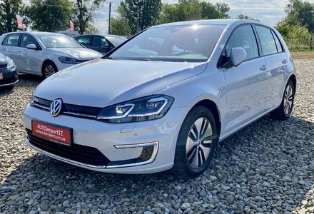 Продам Volkswagen e-Golf 35.8 kWh 100 кВт/136 к.с. 2018 года в Львове