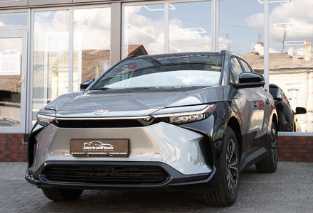 Продам Toyota Rav 4 Bz4x 2022 года в Черновцах
