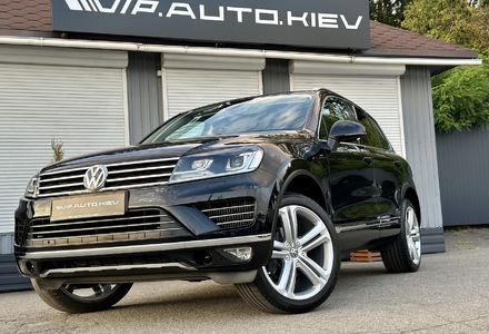 Продам Volkswagen Touareg R Line 2017 года в Киеве