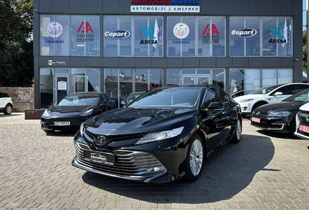 Продам Toyota Camry Premium+ 2018 года в Черновцах