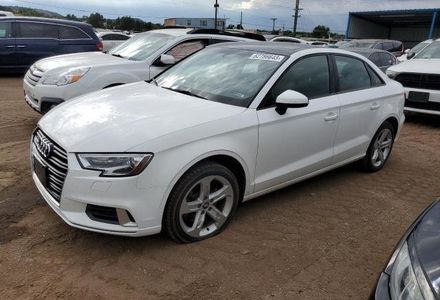 Продам Audi A3 PREMIUM 2016 года в Черновцах