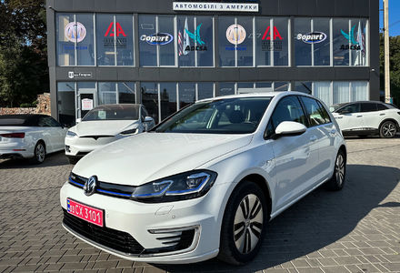 Продам Volkswagen e-Golf 36kWt 2020 года в Черновцах