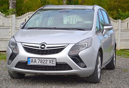 Продам Opel Zafira TOURER 2014 года в Хмельницком