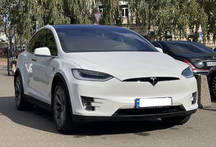 Продам Tesla Model X PERFORMANCE LUDICROUS  2019 года в Киеве