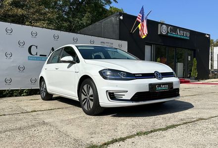 Продам Volkswagen e-Golf 2018 года в Черновцах