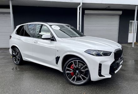 Продам BMW X5 M 40i NEW 2023 года в Киеве