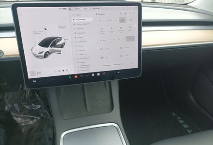 Продам Tesla Model 3 максимал 2021 года в Одессе