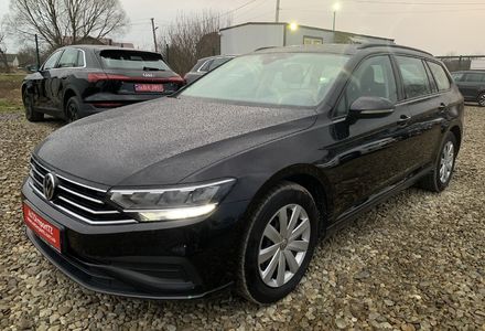 Продам Volkswagen Passat B8 150к.с. Підігрів керма,Камера 2020 года в Львове