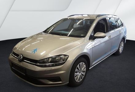 Продам Volkswagen Golf VII 1.6 TDI 85kW 7-Gang DSG 2019 года в Львове