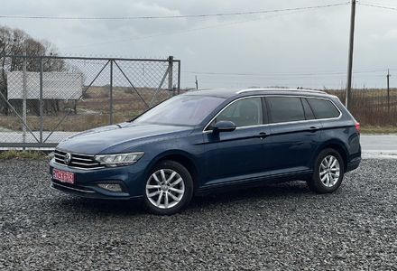 Продам Volkswagen Passat B8 2.0 110квт DSG LED  2020 года в Львове