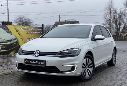 Продам Volkswagen e-Golf 2017 года в Луцке