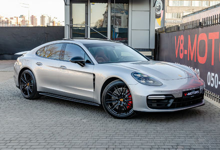 Продам Porsche Panamera GTS 2019 года в Киеве