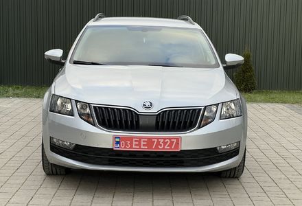 Продам Skoda Octavia A7 Restyling DSG 2018 года в Львове