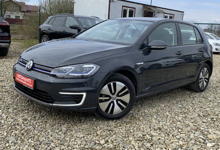 Продам Volkswagen e-Golf  35.8 kWh 100 кВт/136 к.с. 2021 года в Львове