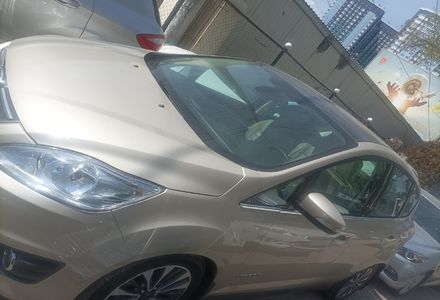 Продам Ford C-Max титаниум 2017 года в Одессе