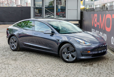 Продам Tesla Model 3 Dual Motor Long Range 2022 года в Киеве
