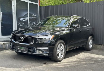 Продам Volvo XC60 B5 Momentum 2022 года в Киеве