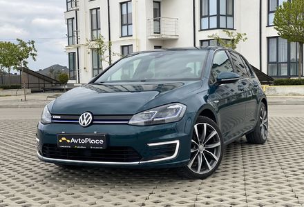 Продам Volkswagen e-Golf 2018 года в Луцке