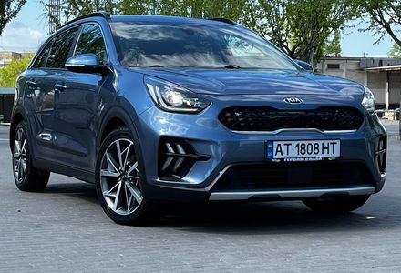 Продам Kia Niro 2020 года в Днепре