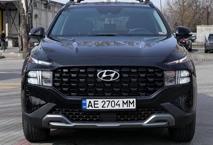 Продам Hyundai Santa FE 2023 года в Днепре