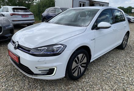 Продам Volkswagen e-Golf CCS Підігрів сидінь +Колеса 2021 года в Львове