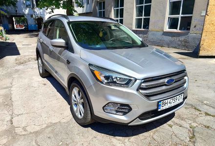 Продам Ford Escape se+ 2018 года в Одессе