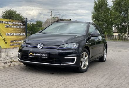 Продам Volkswagen e-Golf 2015 года в Луцке