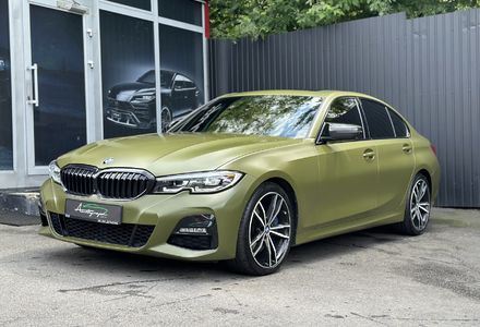 Продам BMW 330 I Xdrive  2019 года в Киеве