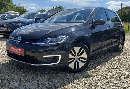 Продам Volkswagen e-Golf 35.8 kWh 100кВт/136 к.с. 2020 года в Львове