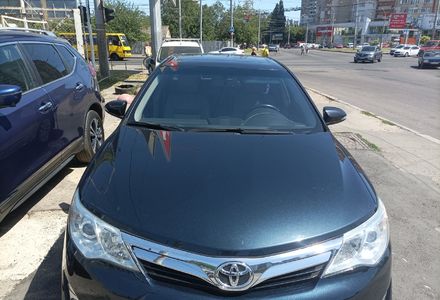 Продам Toyota Camry xle 2014 года в Одессе