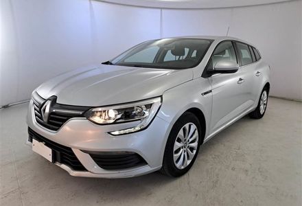 Продам Renault Megane 1.5 81квт 6ст Кпп резерв Тарас 2019 года в Львове