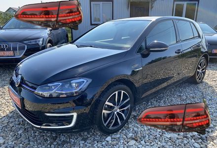 Продам Volkswagen e-Golf FullLED Dynaudio МадридR17 ССS 2020 года в Львове