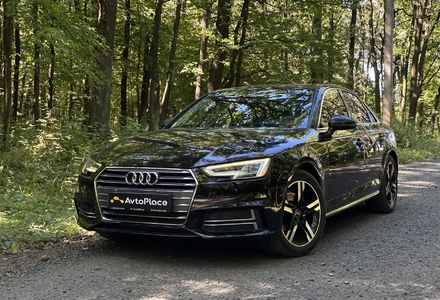 Продам Audi A4 B9 2018 года в Луцке