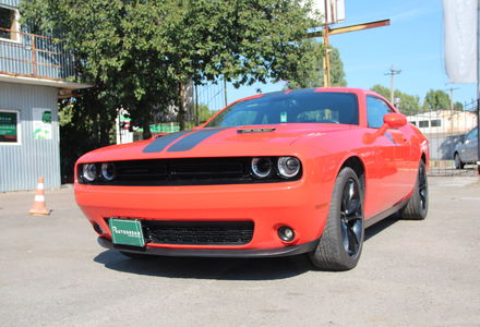 Продам Dodge Challenger SXT PLUS  2016 года в Одессе