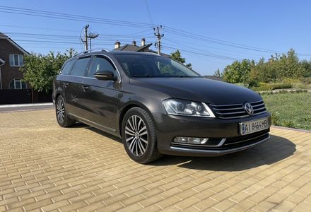 Продам Volkswagen Passat B7 Highline 130кВт/174к.с. 2014 года в Киеве