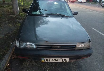 Продам Toyota Carina 2 1990 года в Одессе