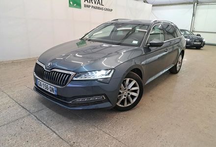 Продам Skoda Superb  v4986 2021 года в Луцке