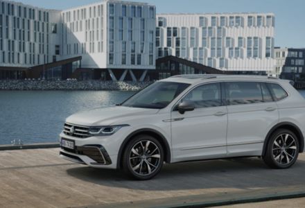 Продам Volkswagen Tiguan 4Motion / R-Line / 220к.с. 2023 года в Киеве