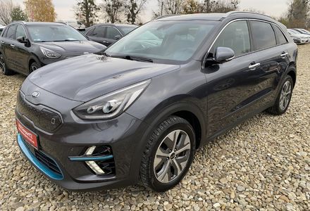 Продам Kia Niro Макс. комплектація Prestige 2019 года в Львове