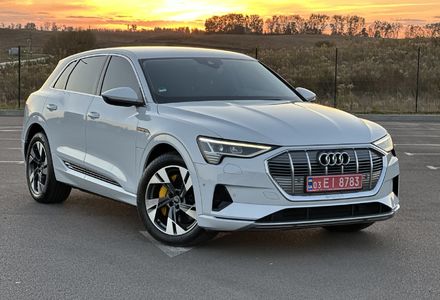 Продам Audi E-Tron 50 2021 года в Ровно