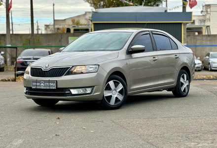 Продам Skoda Rapid 2013 года в Киеве