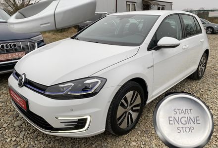 Продам Volkswagen e-Golf БезключовийКруїзАвтопаркування 2019 года в Львове