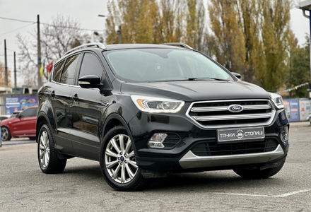 Продам Ford Escape 2016 года в Киеве