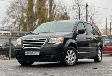 Продам Chrysler Grand Voyager 2010 года в Киеве