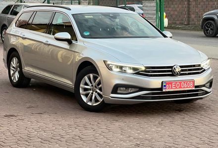 Продам Volkswagen Passat B8 2021 года в Львове