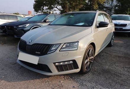 Продам Skoda Octavia A7 RS 4x4 135KW Pідна фарба v8151 2019 года в Луцке