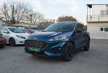 Продам Ford Escape Hybrid 2020 года в Одессе