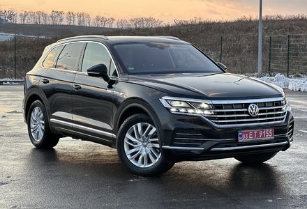 Продам Volkswagen Touareg Elegance  2019 года в Ровно