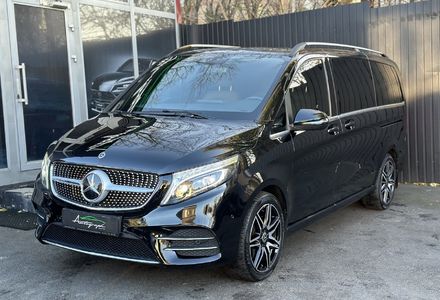 Продам Mercedes-Benz V-Class 300d 4matic AMG 2021 года в Киеве