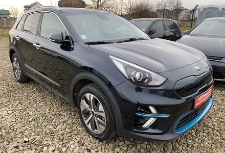 Продам Kia Niro Комплектація Prestige 64kWh 2021 года в Львове